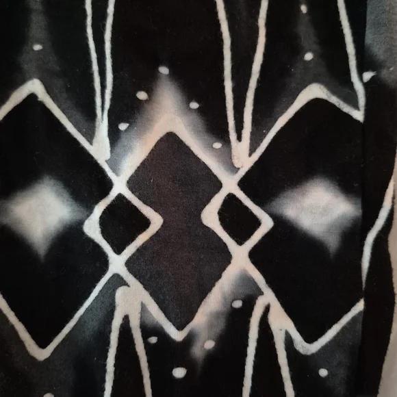 Rock N Karma. Chic Black and White Geometric Women's Joggers - Picture 2 of 4